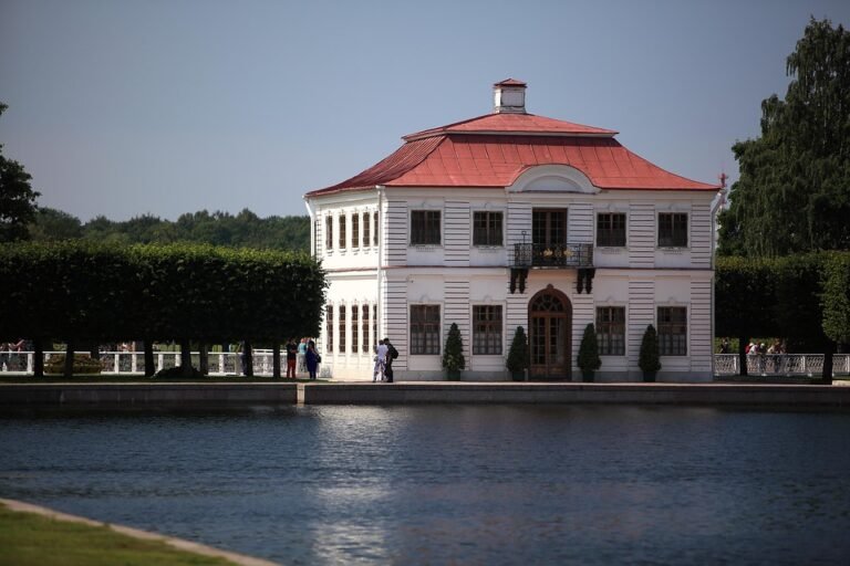 Bau Kaki Busuk Boleh Memalukan