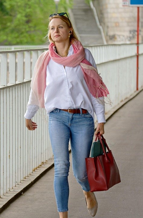 Dapatkan Keyakinan Berjalan Dengan Kasut Yang Sentiasa Segar.