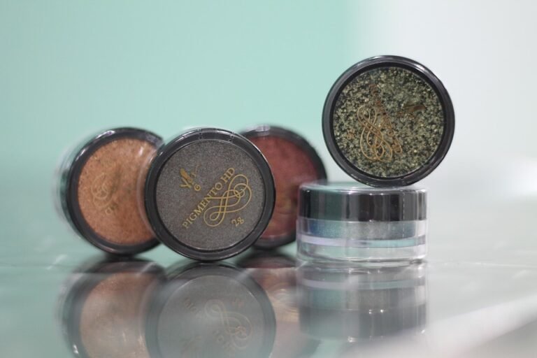 Bedak Asas Kawalan Minyak Yang Berkesan