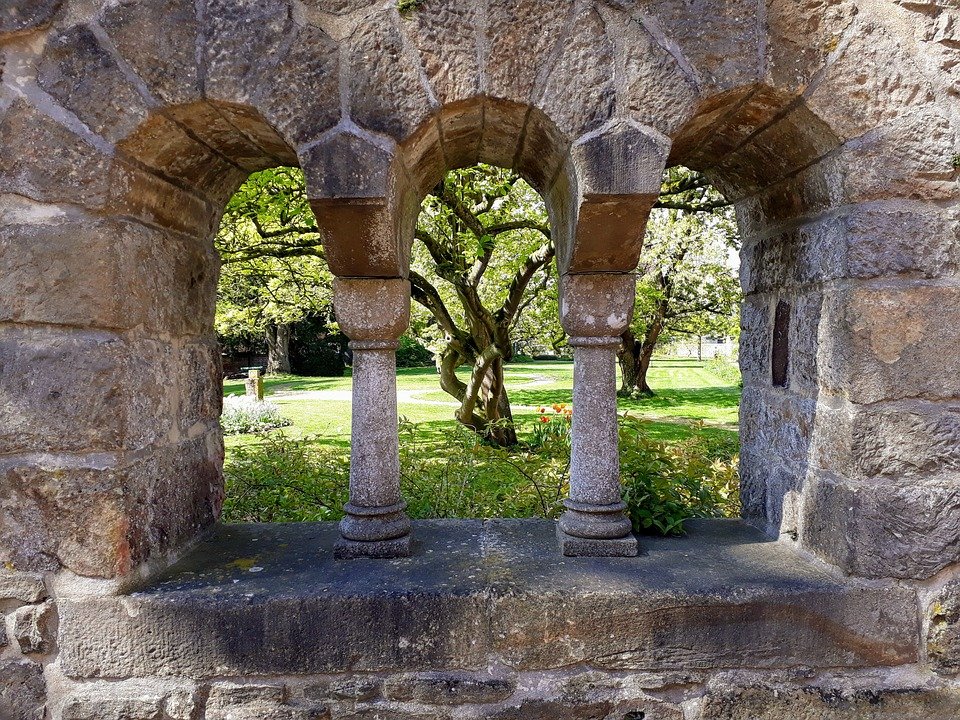 Review Terkini Spray Kasut Pewangi Paling Berkesan.