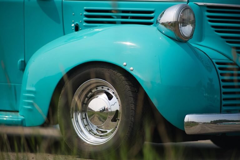 Kasut Sekolah Hitam Selesa untuk Anak Berjalan Jauh