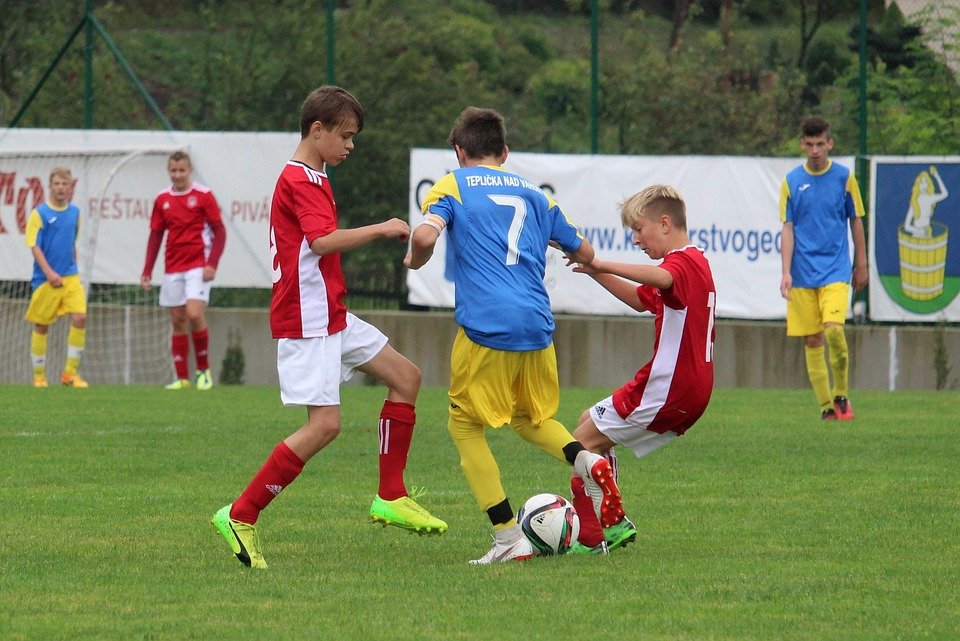 Clashe Palazzo Jeans: Bagaimana Ia Mengubah Gaya Anda.