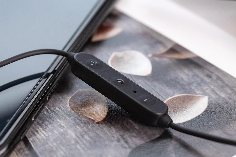 YOVONINE: Earphone Tidur Inovatif Masa Kini