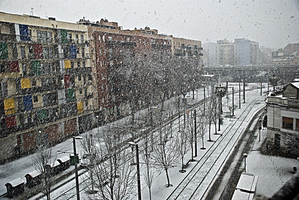 Cadar SuperQueen Adrian: Sentuhan Kemewahan Untuk Bilik Tidur Anda.