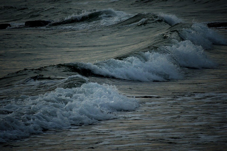 Spray Kasut Viral: Kesegaran Yang Anda Cari Selama Ini.