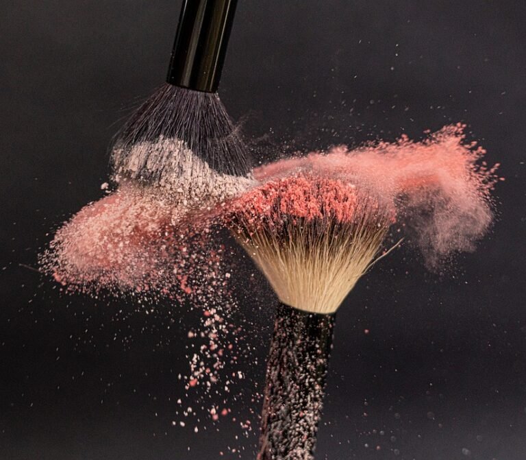 Bedak Asas Kawalan Minyak Glad2Glow yang Buat Kulit Nampak Sihat.