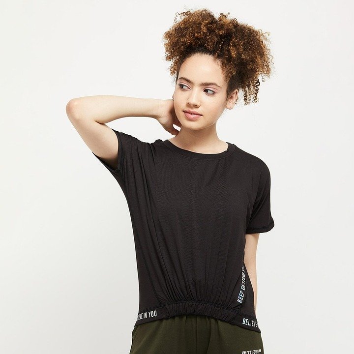 Baju T-shirt ZEKE A0028: Pilihan Ideal Untuk Hadiah