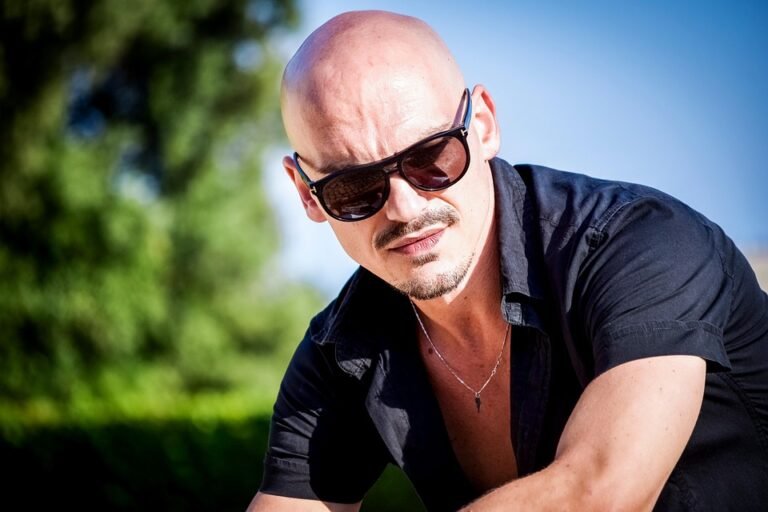 Fesyen But Lelaki 2022: But Martin Lelaki Yang Paling Hot