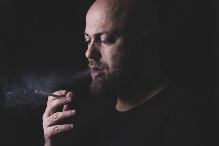 ZEKE A0028: Baju Lelaki Yang Mempunyai Nilai Estetika Tinggi