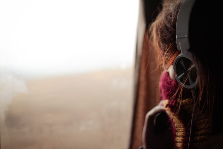 YOVONINE Headphone: Terbaik untuk Penggunaan Harian dan Sukan