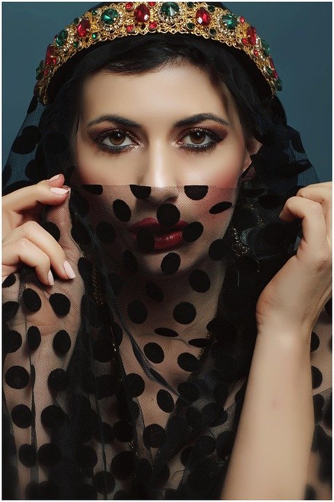 Cadar Queen Gaya MUJI: Pilihan Bijak Untuk Kesihatan Tidur Anda