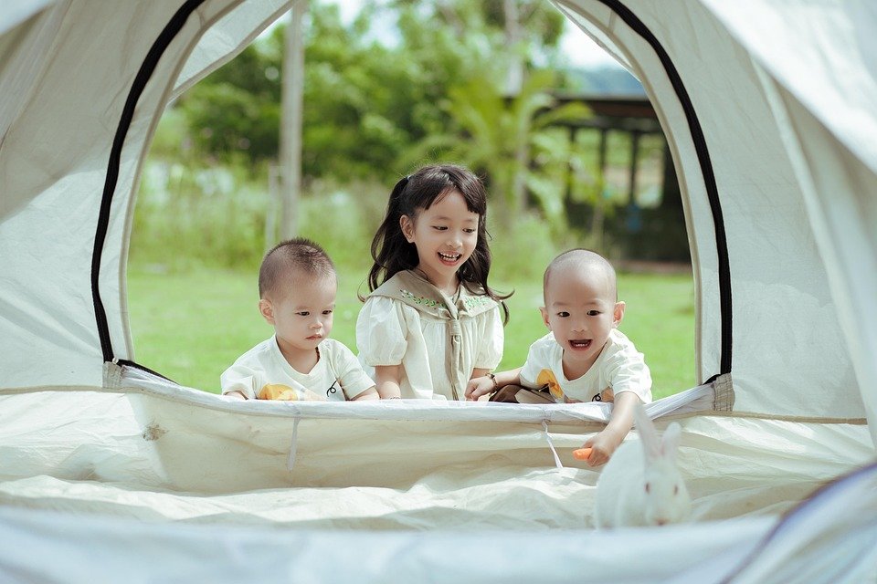 WTHB Camping Bed: Tilam Angin Lipat Yang Mampu Milik.