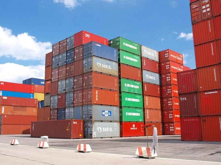 Seluar Kargo Lelaki Viral: Gaya yang Mendefinisikan Keperibadian Anda.