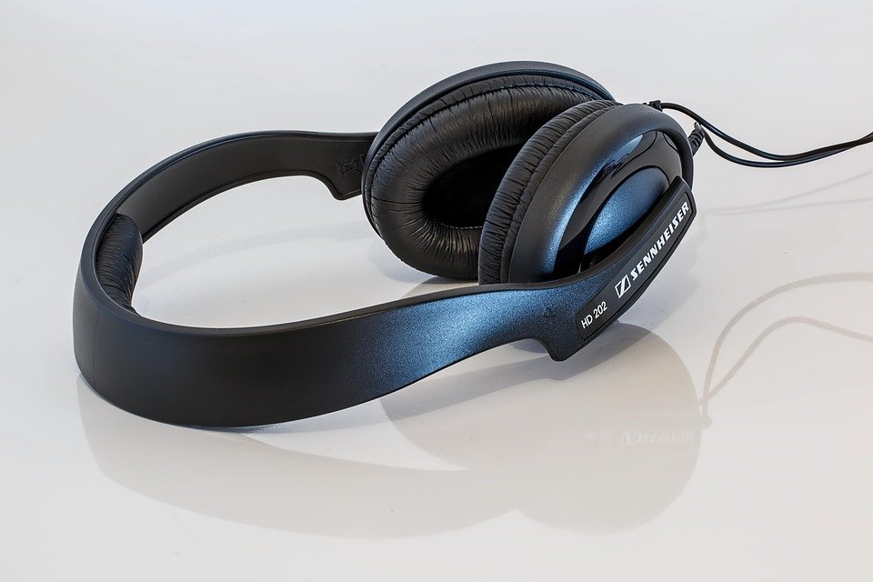 YOVONINE: Headphone Sukan Anti-Bunyi Luar