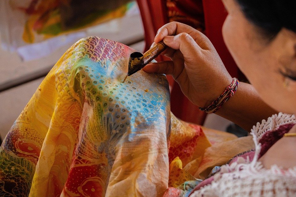 Keropok Lekor Gotel Vakum RM1: Snek Yang Akan Membuat Anda Teruja Setiap Kali Membuka Pembungkusnya Dan Menikmatinya.