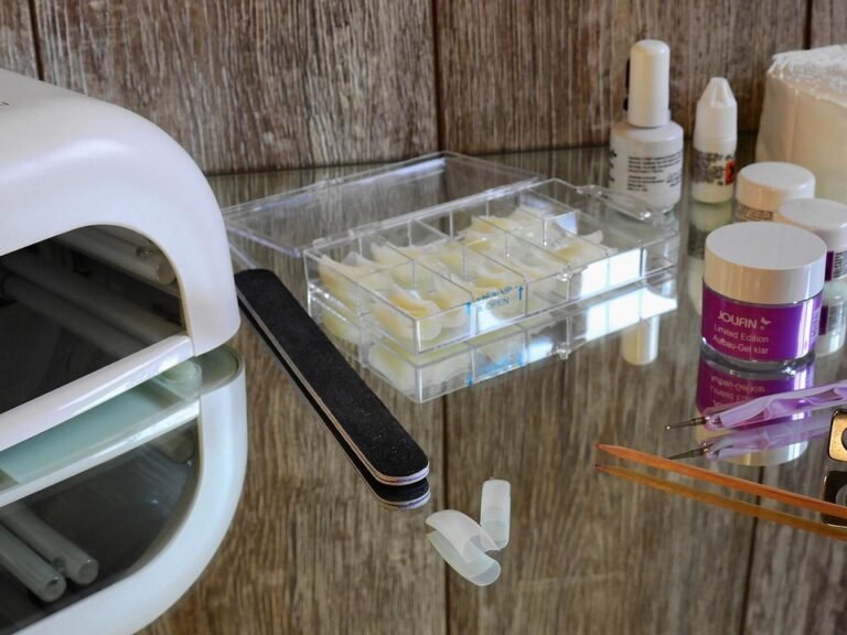 Tips Pilih Penyembur Kasut Yang Betul – AISYAH HOMES Jawapannya