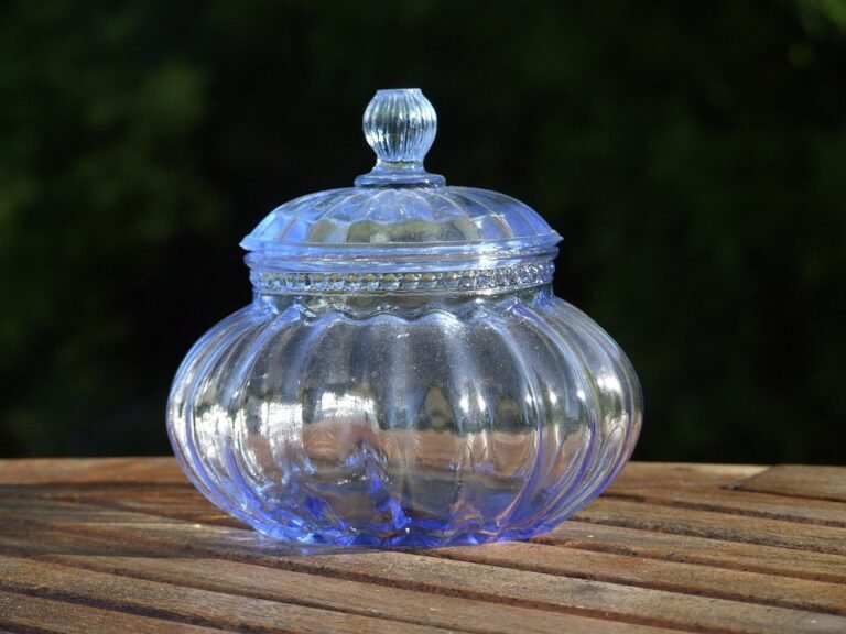 Bedak Asas Tahan Lama Glad2Glow untuk Cuaca Panas Terik.