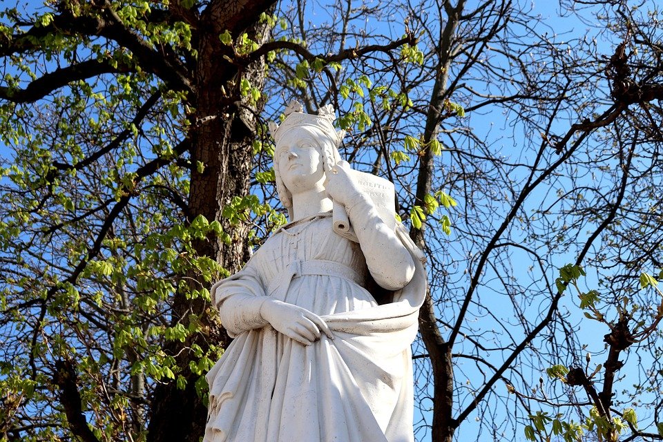 Cadar Queen Ready Stock: Dapatkan Set Gaya MUJI Idaman Anda Tanpa Menunggu