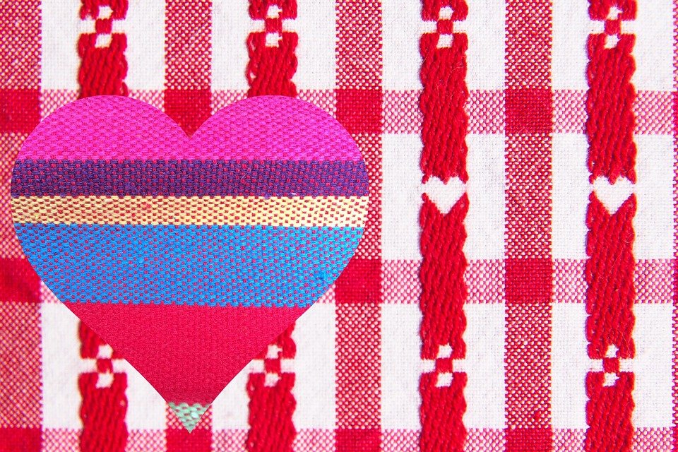Adrianʼs Cadar Ropol Patchwork: Warna Dan Corak Menarik Untuk Anda.