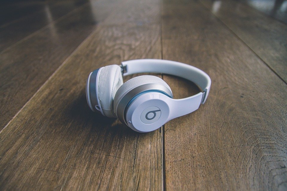YOVONINE Headphone: Solusi Audio Mudah Alih Terbaik Anda