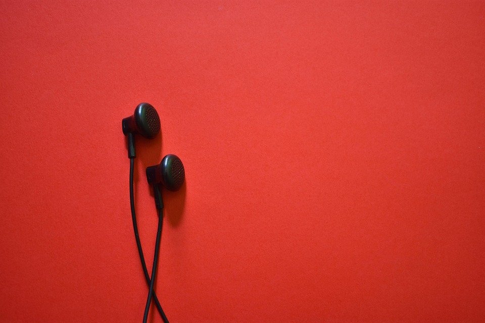 YOVONINE: Earphone Sukan Anti-Jatuh