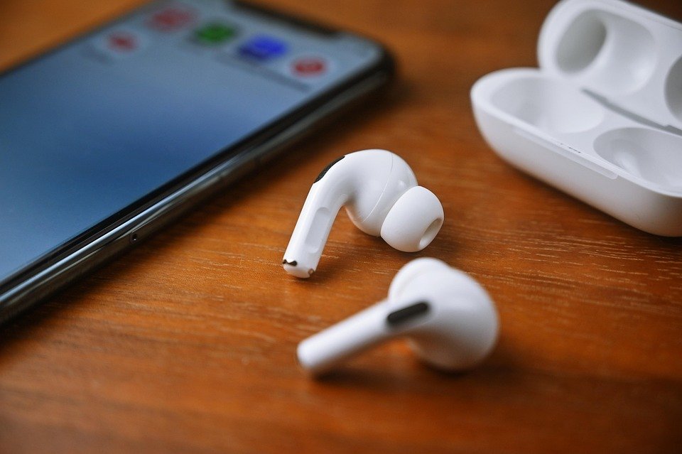 Earphone YOVONINE Untuk Sukan Lasak dan Ekstrem