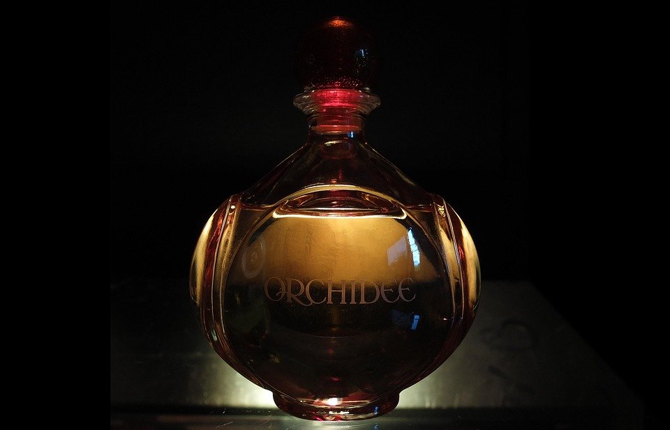 Perfume EDP PERFUME_MAKER2: Wangian Yang Kekal Melekat Pada Pakaian