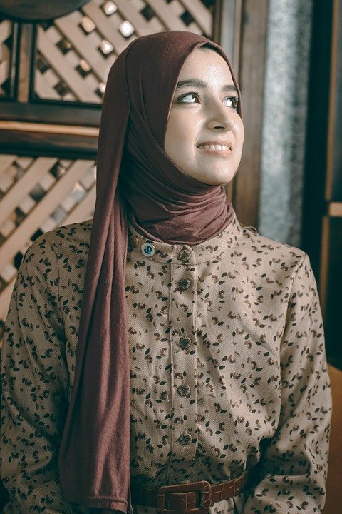 Baju Muslimah Zahra Ironless CEY: Investasi Terbaik Untuk Almari Pakaian Anda